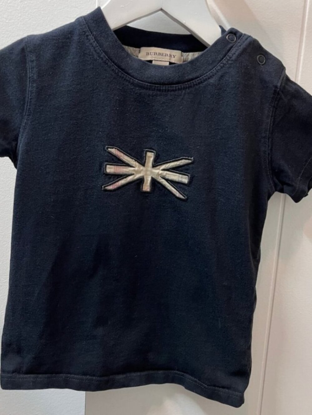 Burberry t-shirt navy size 2
